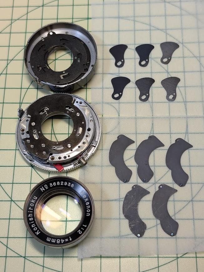 【外観美品・ 完動品】KONICA Ⅲ 48mm F/2 フィルムカメラ