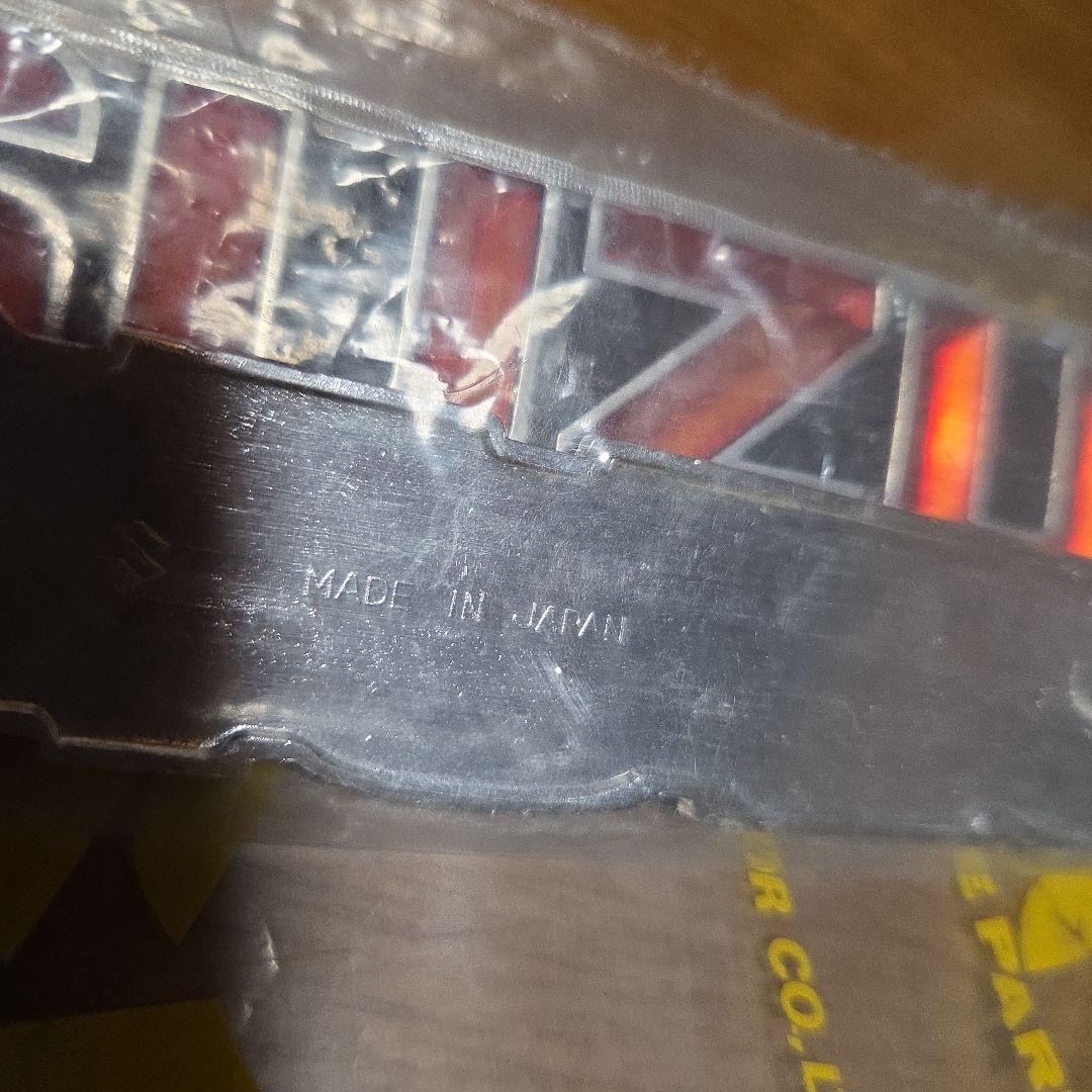 スズキ純正、タンクエンブレム、GT.GS