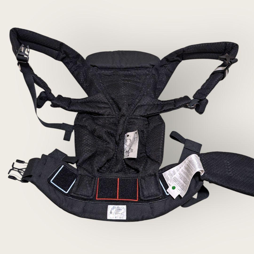 未使用　エルゴベビー　オムニ ブリー ズ　OMNI breeze　抱っこひも　黒