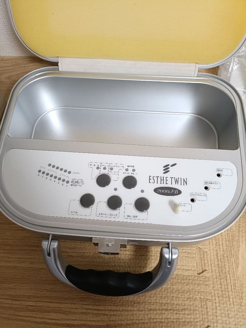 ESTHETWIN 2000FB 美顔器