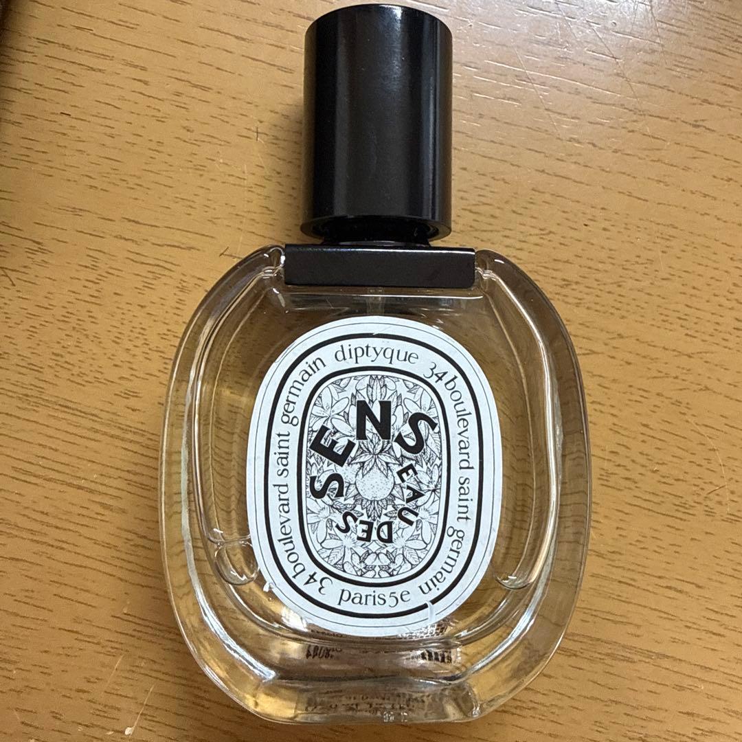 オードトワレ オー デ サンス 香水