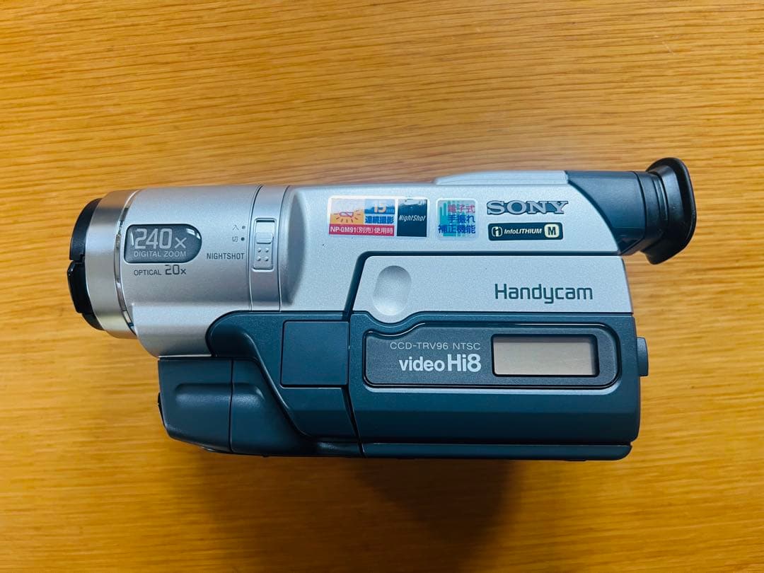 ビデオカメラ SONY CCD-TRV96K Handycam