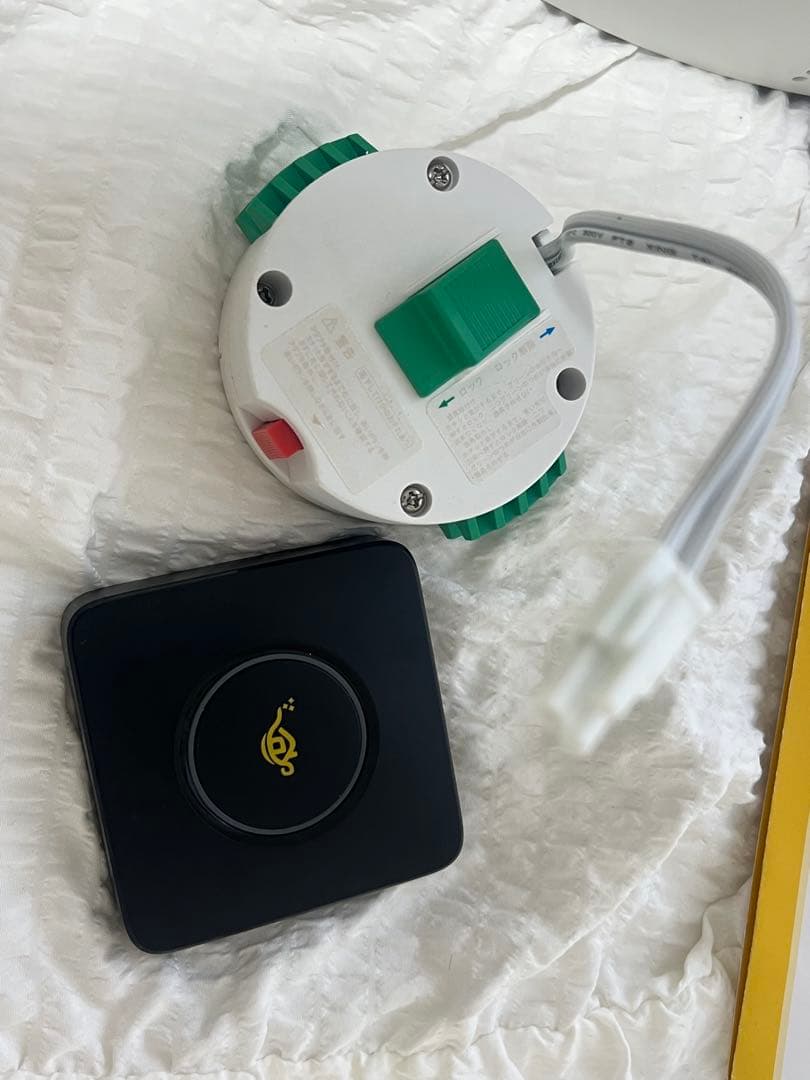 Popin Aladdin 2 Plus プロジェクター本体＋HDMIコネクター