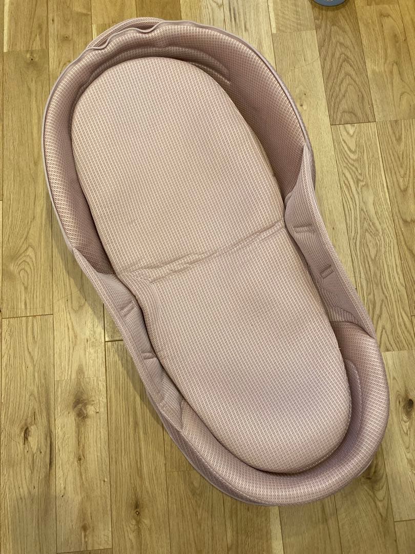 美品　ネオママイズム　ベットインベッド　ピンク