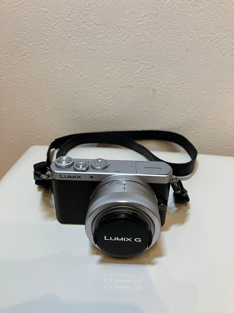 Panasonic LUMIX DMC-GM1 レンズキット　シルバー