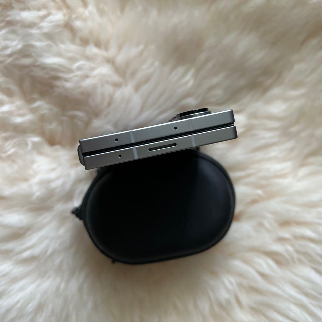 ほぼ使用してない　Samsung Galaxy Z Fold6 256GB 本体