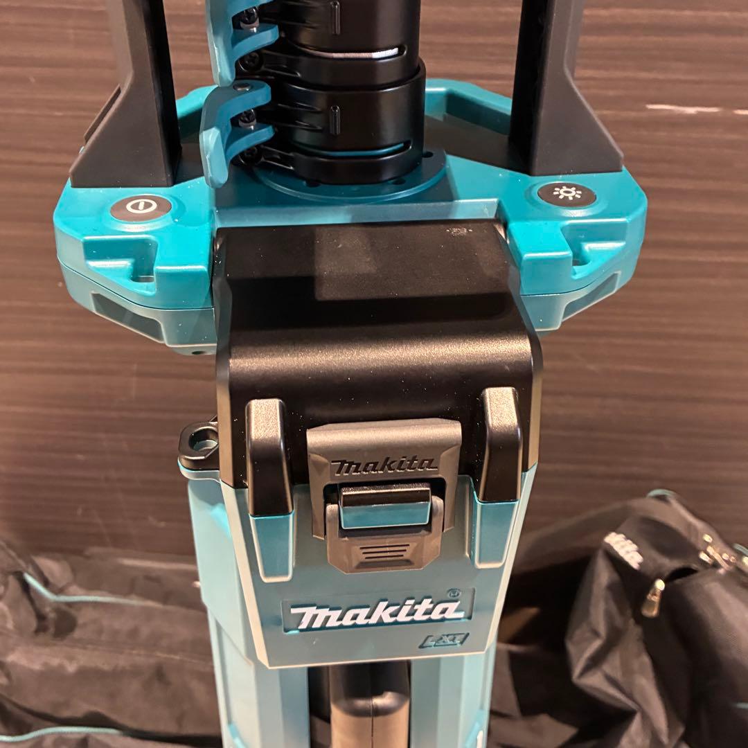 マキタ makita 充電式タワーライト ML814