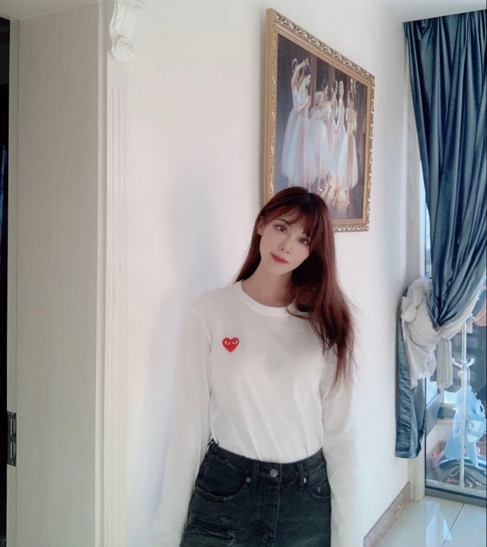 【新品】プレイコムデギャルソン Tシャツ (長袖)レディースMサイズ白 赤ハート