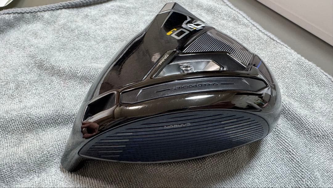 ＜保証書有＞テーラーメイド　Qi10　LS（ヘッドカバー付き）