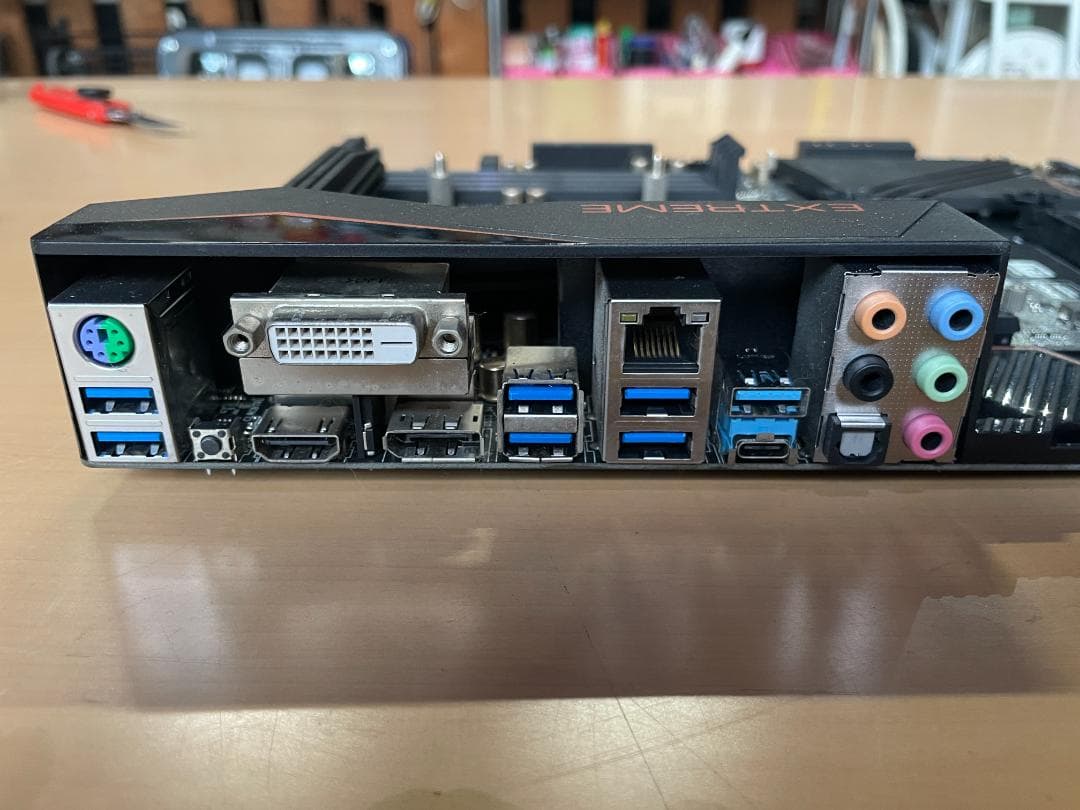 ★ Intel i7 6700K + ASRock Z170 Extreme4