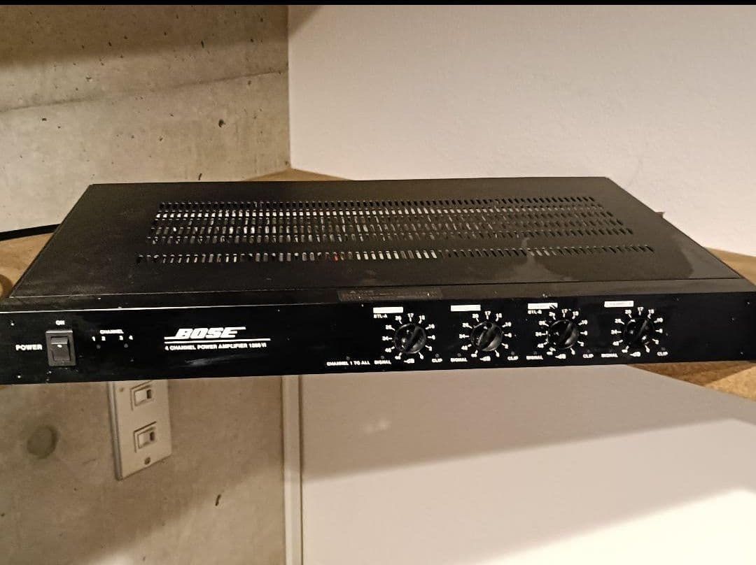 BOSE ラック式4チャンネルパワーアンプ 1200 VI