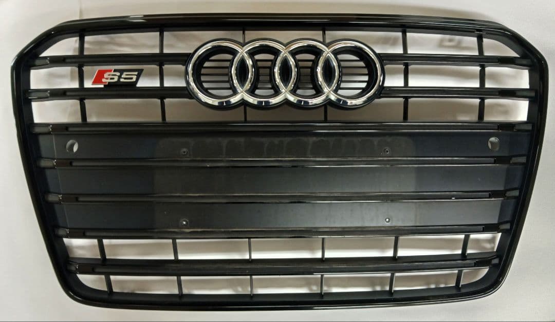 アウディS5スポーツバック純正フロントグリル　【型式ABA-8TCGWL】