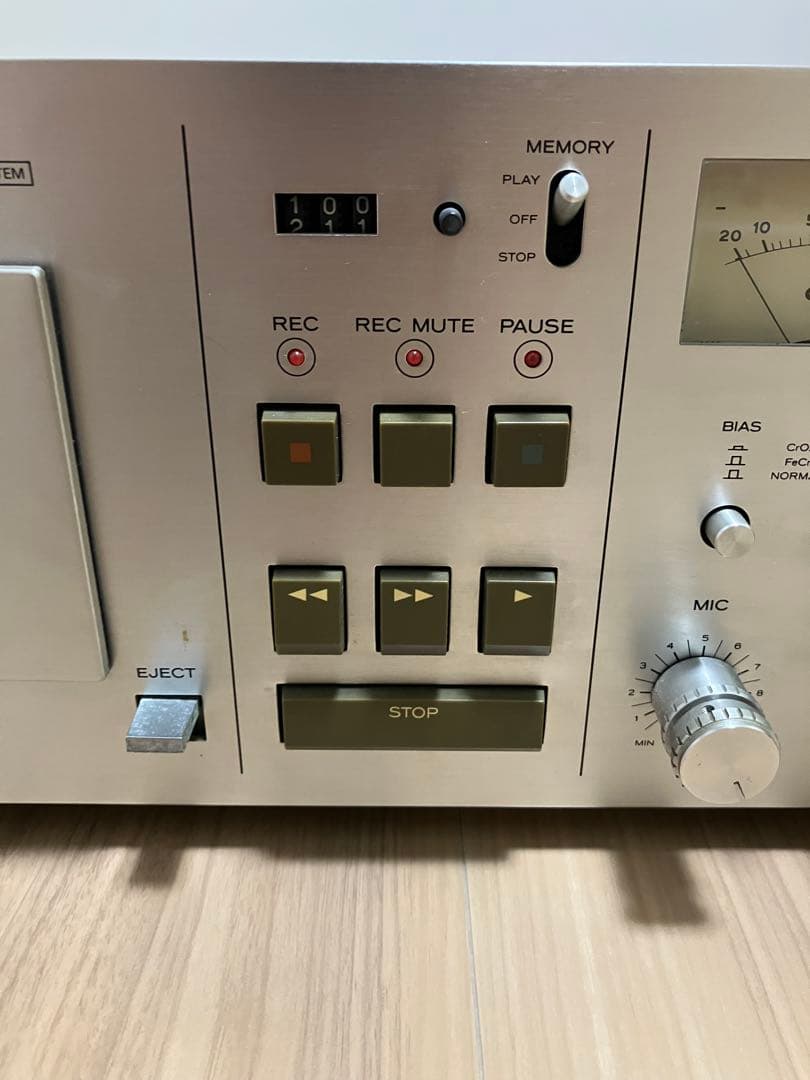 TEAC A-630 カセットデッキ