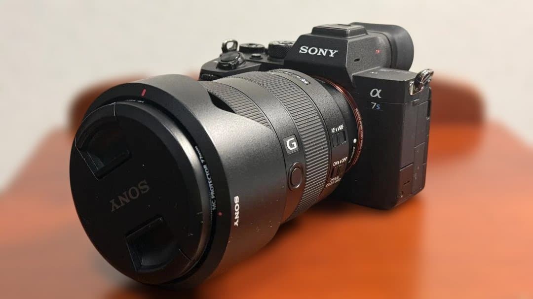 SONYα7SIII 6033回 + FE 24-105F4 純正BT2本元箱付