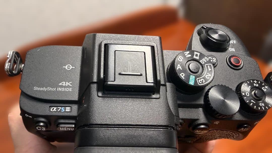 SONYα7SIII 6033回 + FE 24-105F4 純正BT2本元箱付