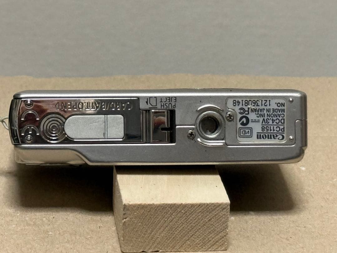 Canon IXY DIGITAL 60 本体と付属品