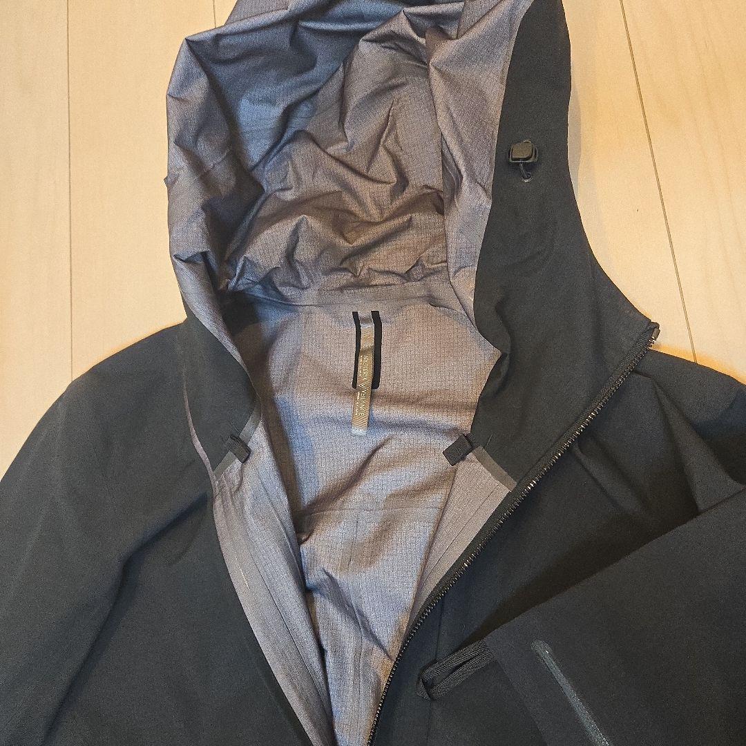 【美品】ARC‘TERYX VEILANCE Monitor Coat　M