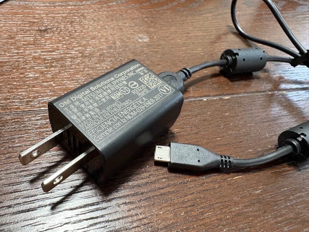 OM SYSTEM OLYMPUS PEN + レンズ2本 + バッテリー2個