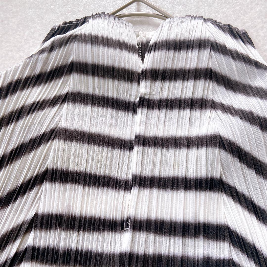 美品　プリーツプリーズ　ボーダーグラデーションチュニックワンピース　L