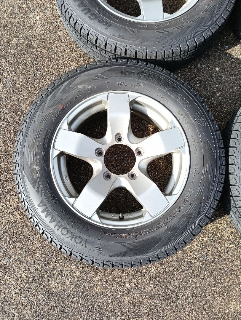 175/80R16 スタッドレスタイヤ　ホイール　セット　ジムニー