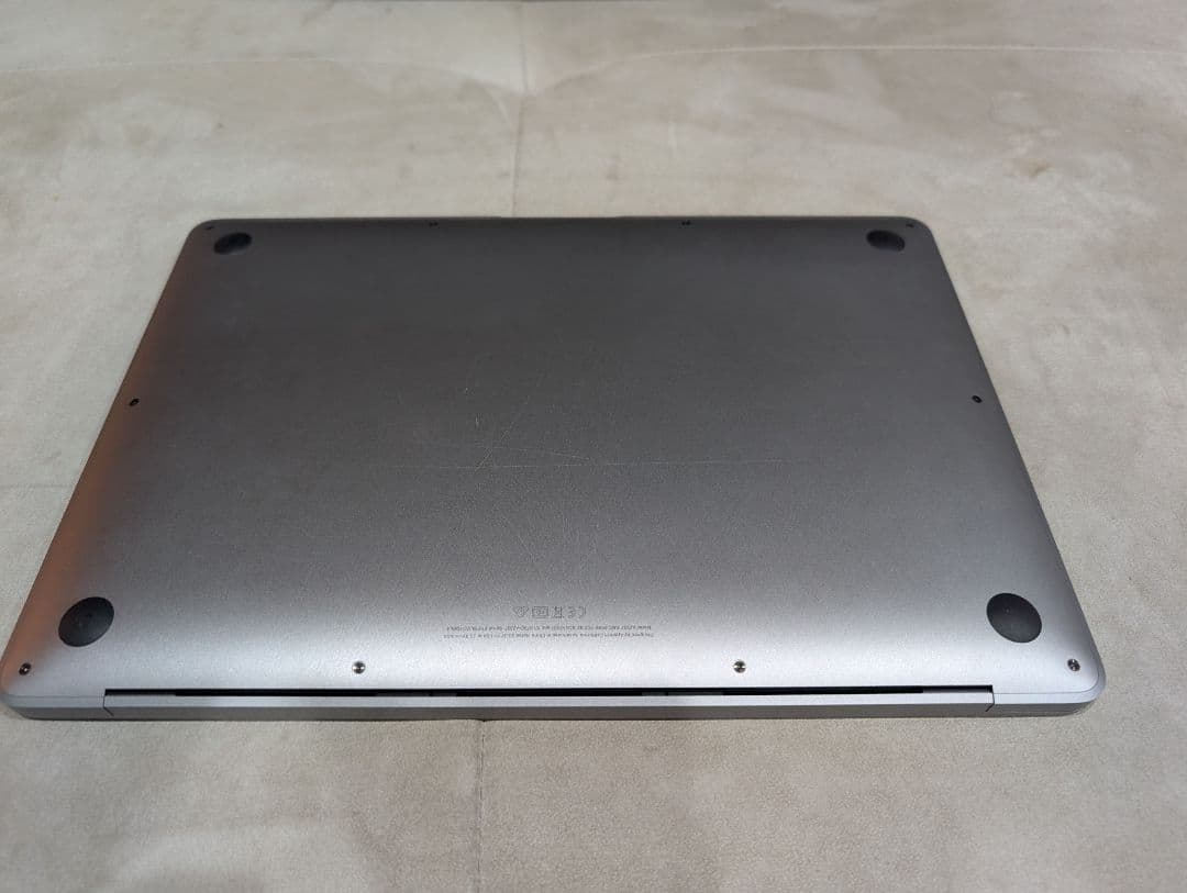 [箱充電器付]MacBookair 13インチ グレー8GB SSD256GB