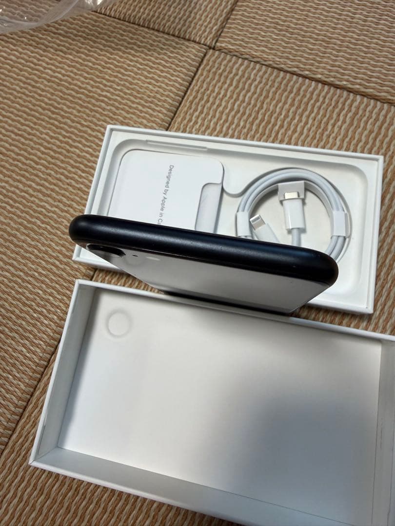 iPhoneSE 第3世代 128GB SIMフリー ミッドナイト