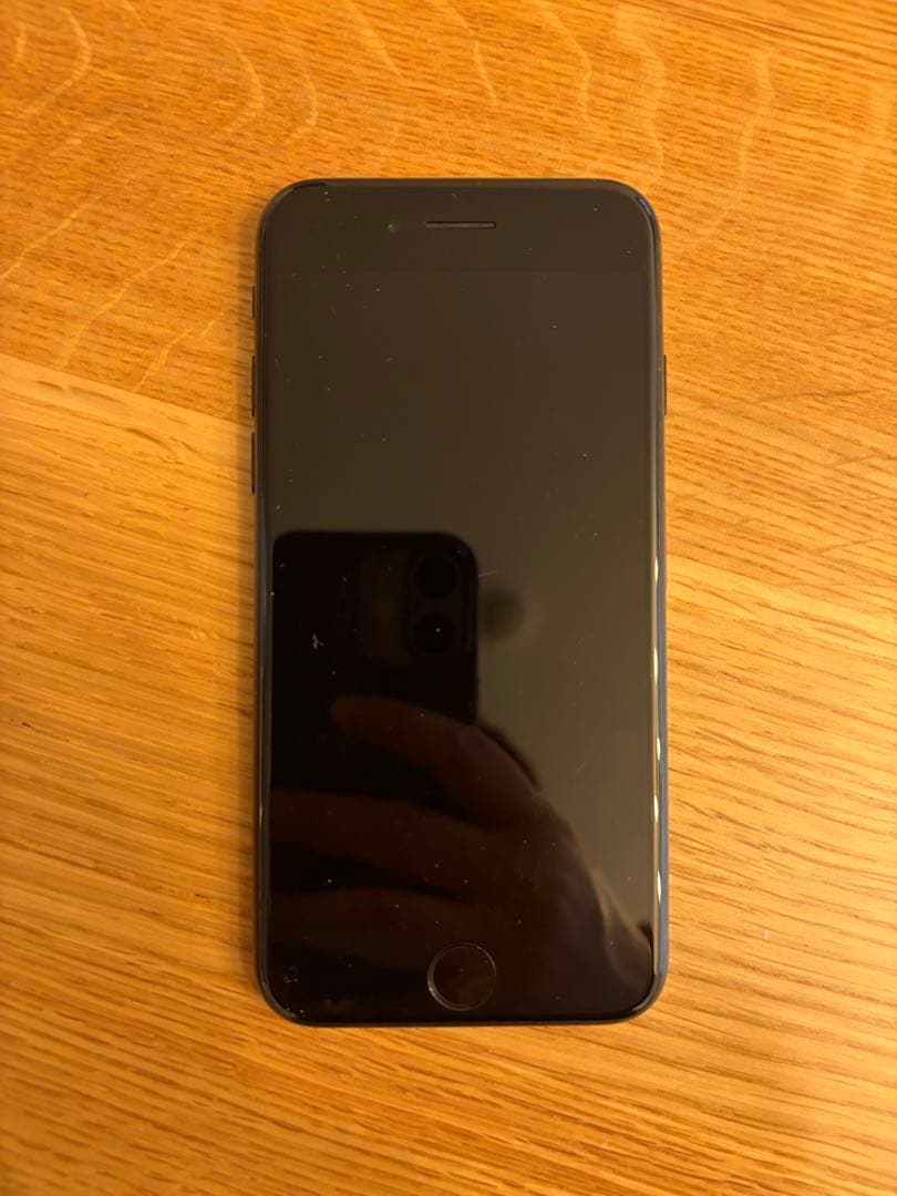 Apple iPhone SE 第3世代 本体 海外仕様