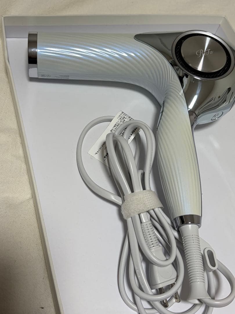 2024年製 ReFa Beautech Dryer Proドライヤー シルバー