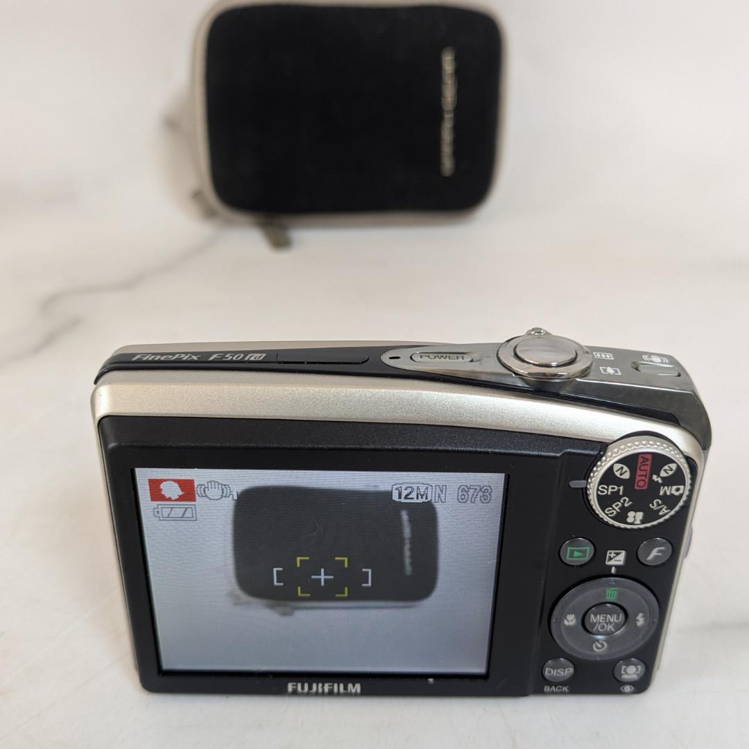 Fujifilm フジフイルム FinePix F50fd シルバー