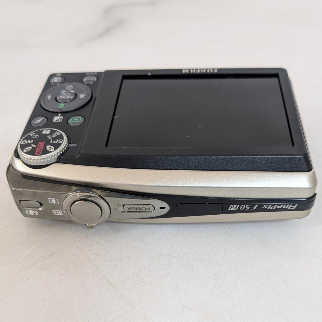 Fujifilm フジフイルム FinePix F50fd シルバー