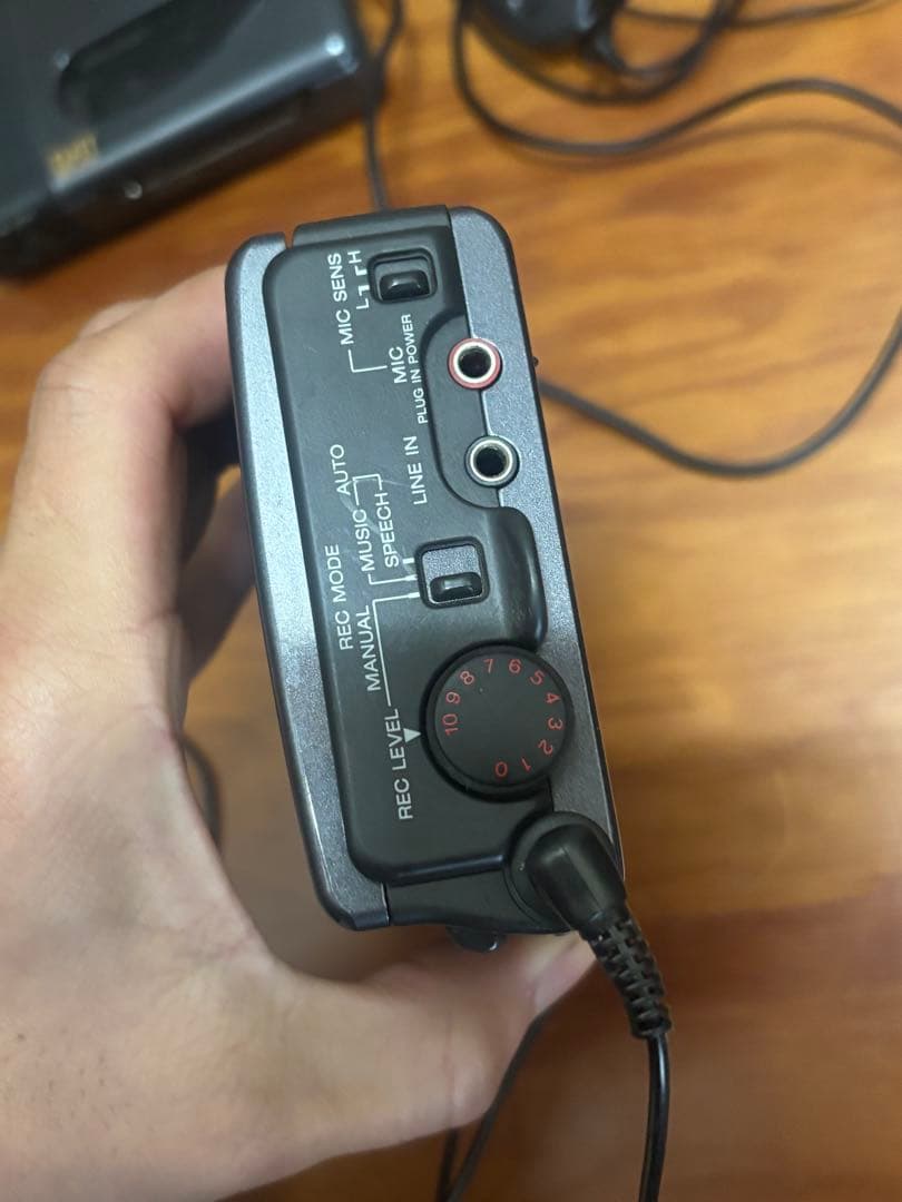 SONY DATウォークマン 　2点ジャンク品