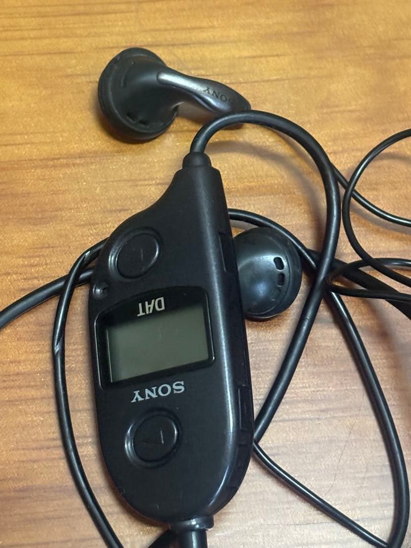SONY DATウォークマン 　2点ジャンク品