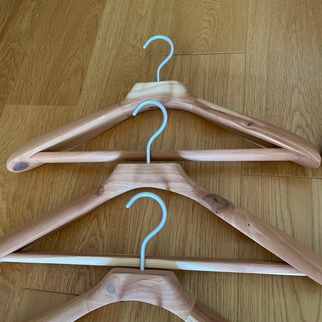 無印良品 レッドシダー ハンガー 10本セット 木製 コート ジャケット 2