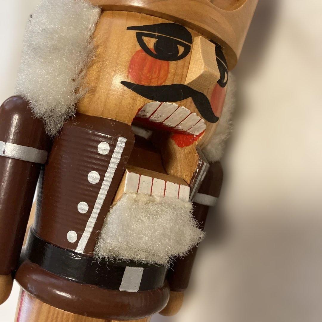 東ドイツ製 エルツ山地 アンティーク伝統的木製くるみ割り人形 28cm