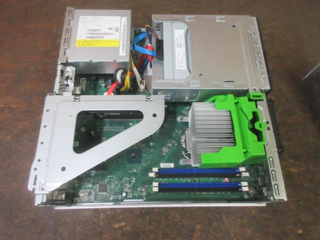 7★送料込★ 富士通 ESPRIMO D588/TX デスクトップPC ジャンク