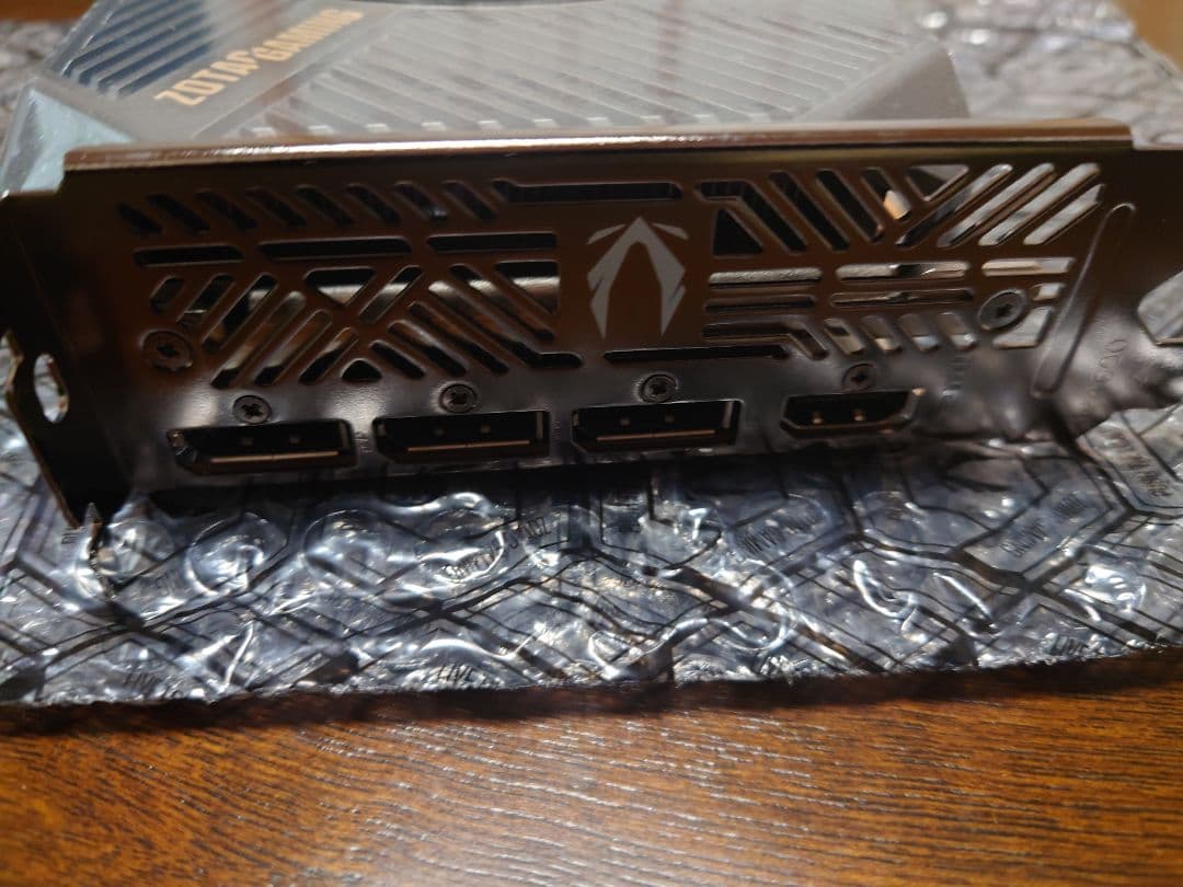 グラフィックボード・グラボ・ビデオカード ZOTAC GAMING GeForce RTX 5060 SOLO 8GB