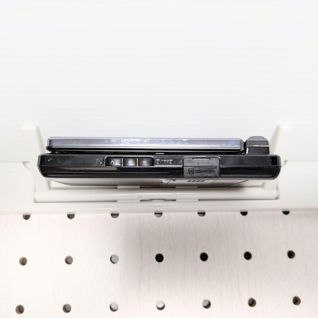 ガラケー本体 実機 SH704i 動作品 NTTドコモ FOMA