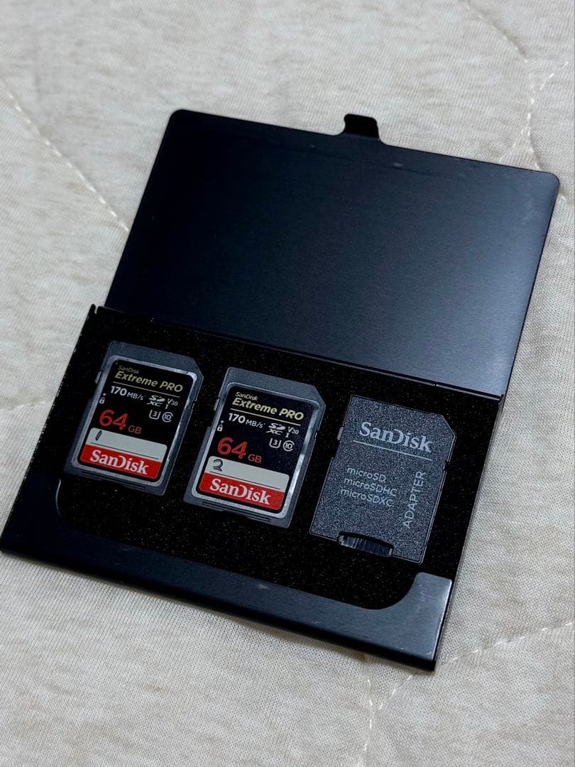 デジタルカメラ CanonEOSKissX10i & EF24-70mm f/4L IS USM