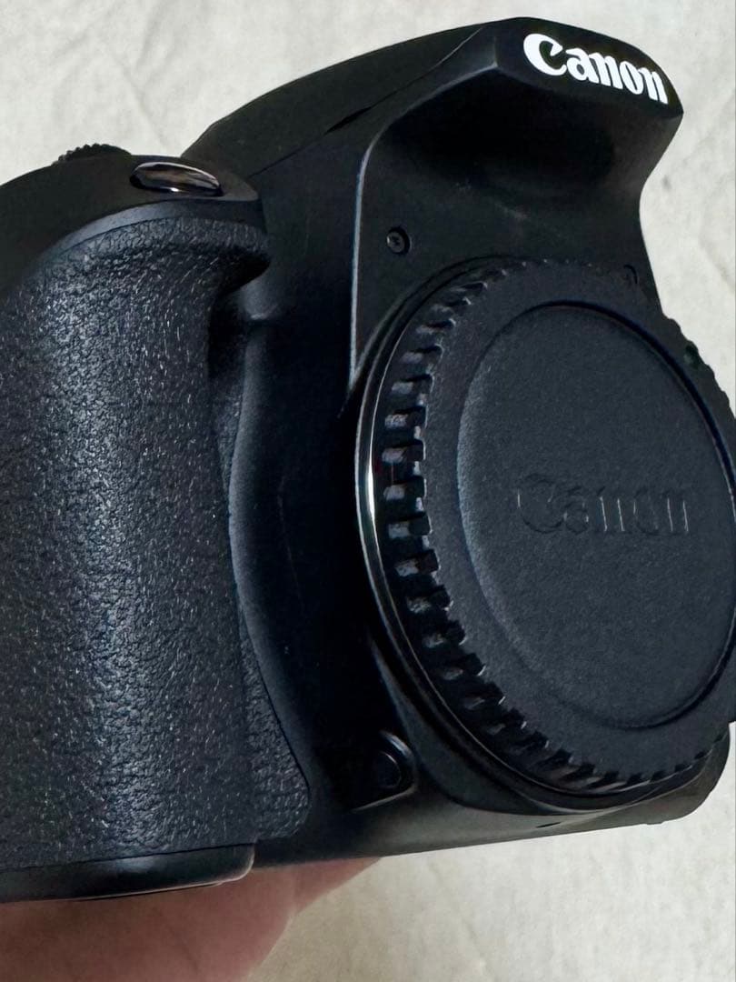 デジタルカメラ CanonEOSKissX10i & EF24-70mm f/4L IS USM