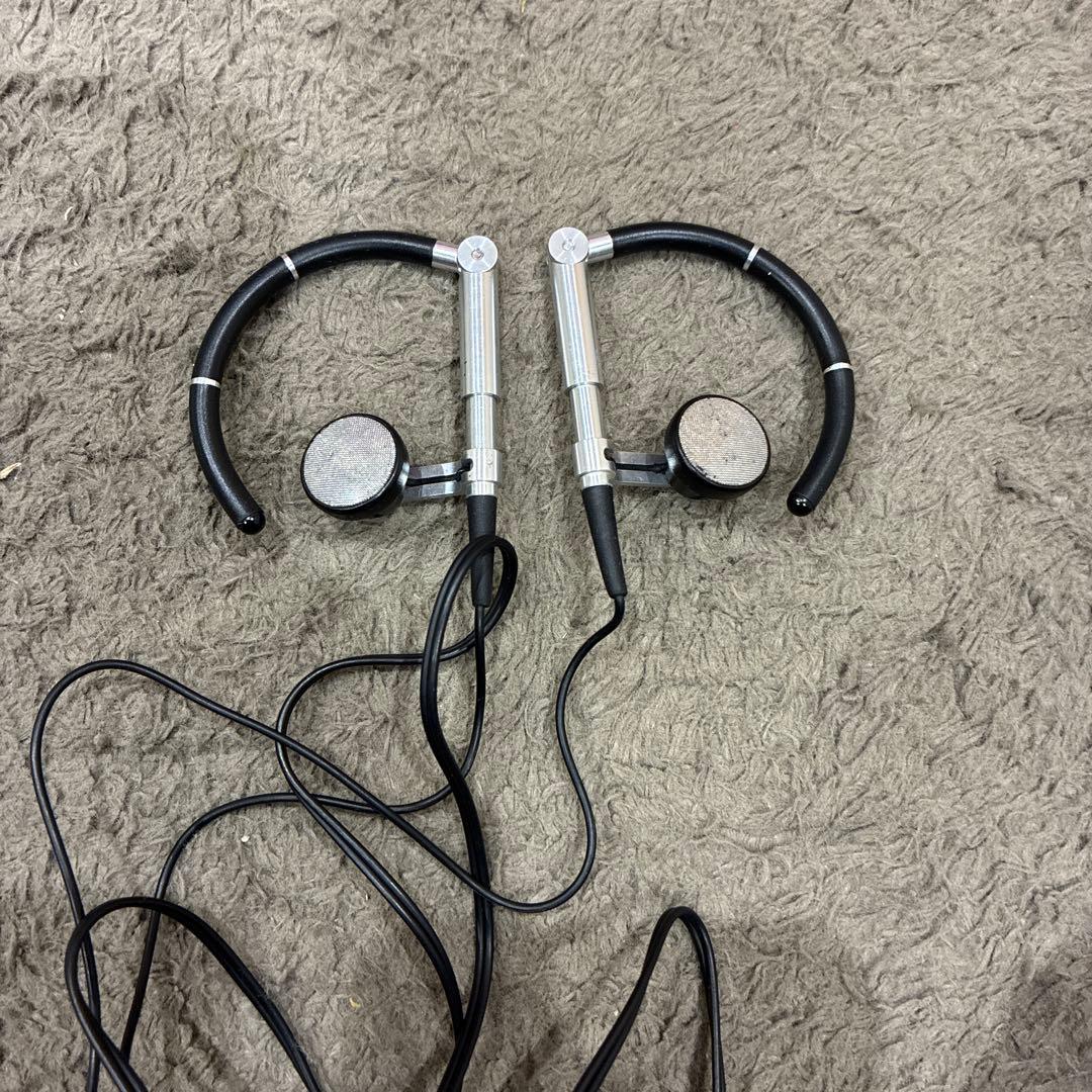 Bang & Olufsen Beoplay H3 有線イヤホン