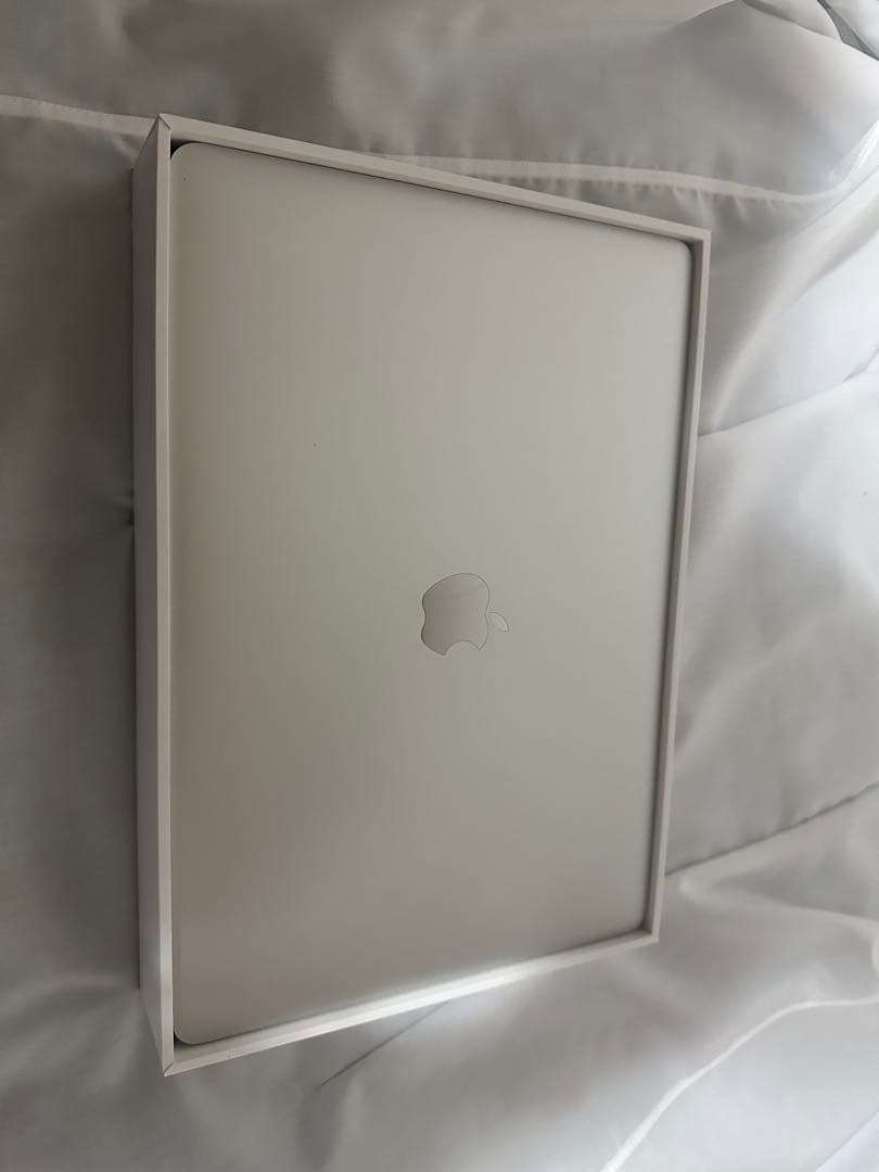 Apple MacBook Air シルバー