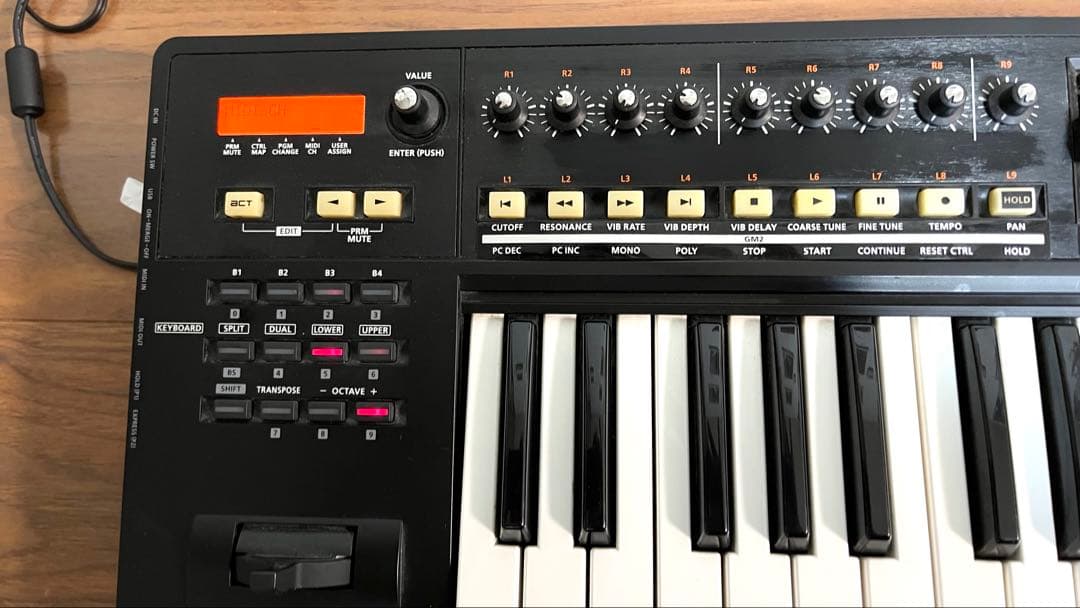 Roland A-800PRO MIDIキーボード