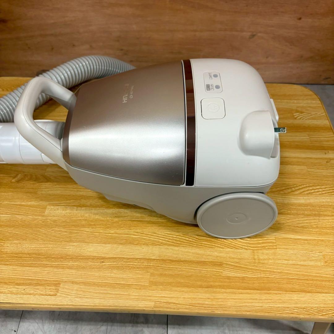 一都三県限定　配送無料　掃除機　紙パック式　HITACHI 日立　2020年製