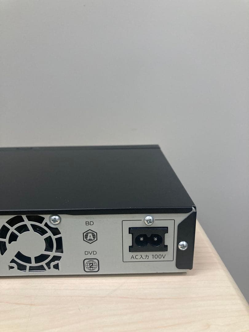 あ*ち様 動作良好　リモコン新品　シャープ　AQUOS ブルーレイ　BD-NW