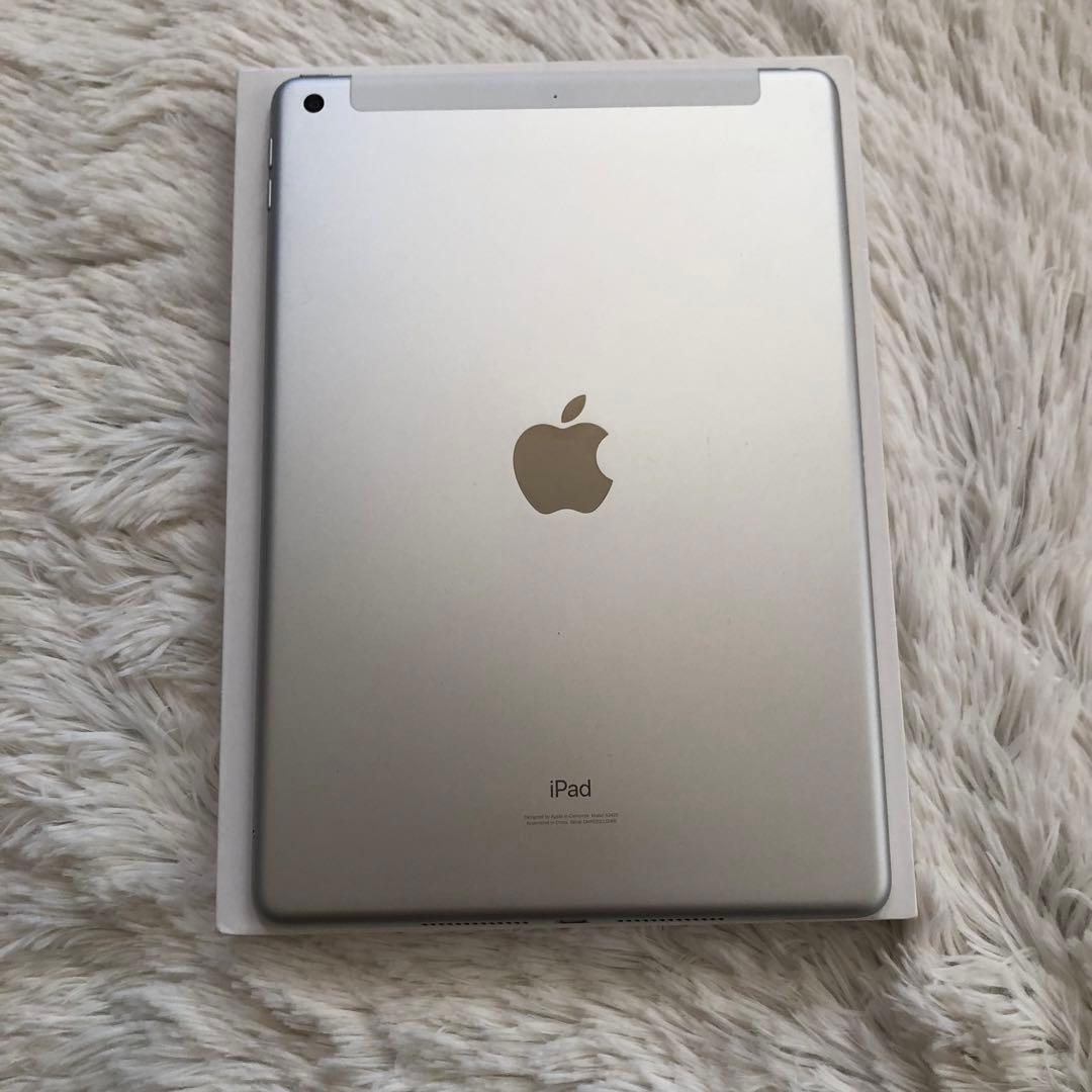 【1/3販売終了】iPad 第8世代 128GB SIMフリー 【すぐ発送】