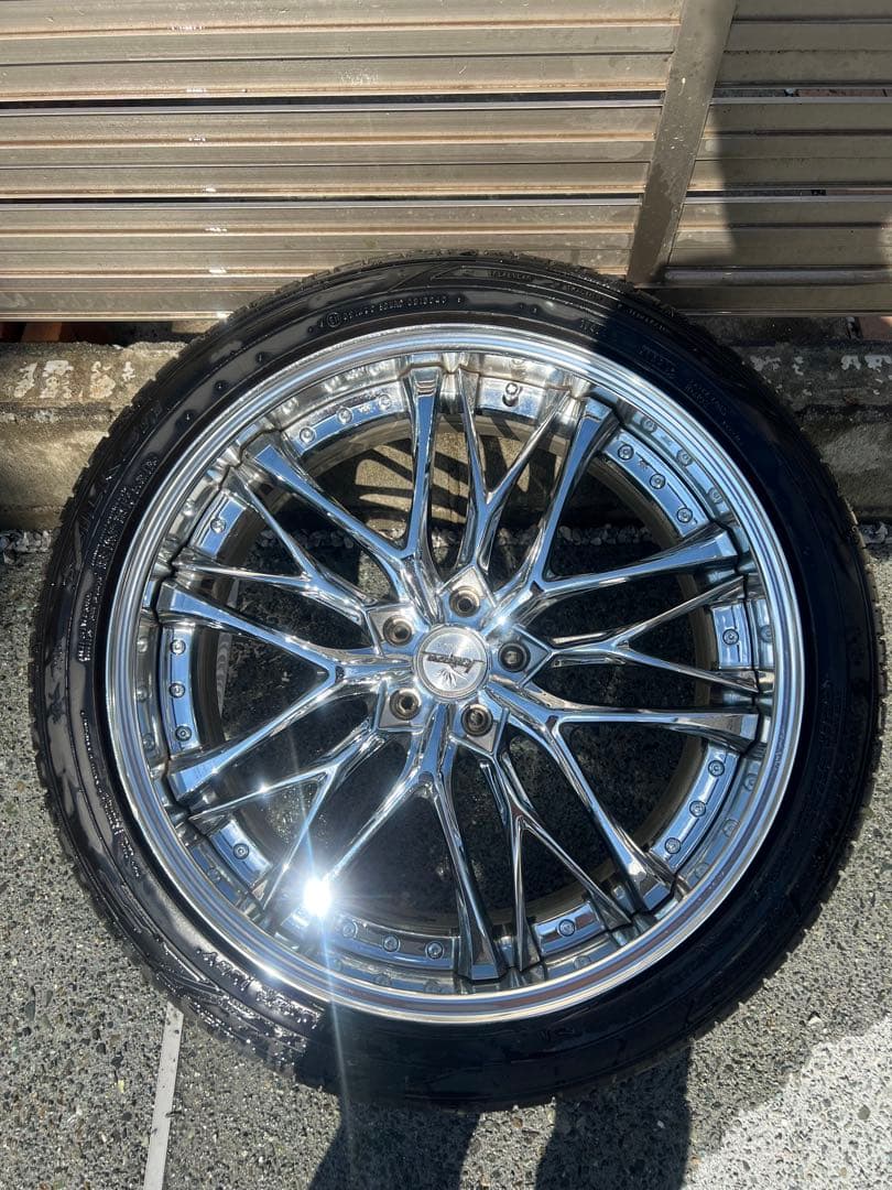 クレンツェ　ウィーバル　22インチ デザインクローム