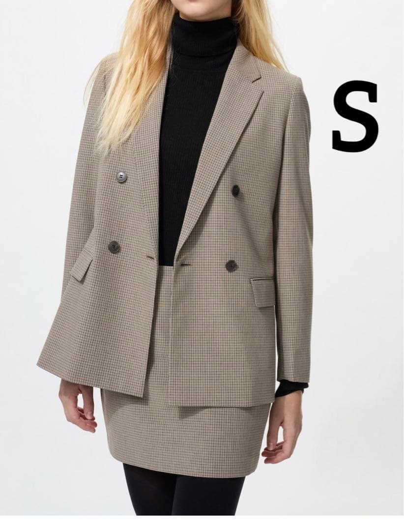 新品未使用　ユニクロ　ダブルジャケット　S