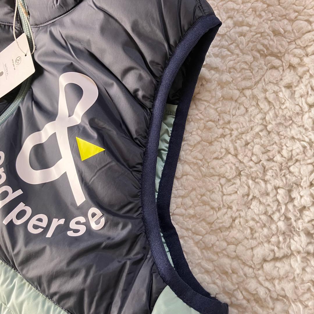 【タグ付新品】and per se 2023年モデル ビッグロゴ 中綿ベスト L