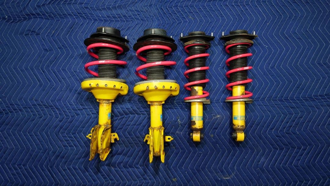 VM4 レヴォーグSTI ビルシュタイン STIオプションダウンサス