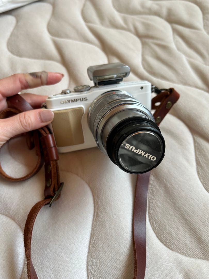 オリンパス　ミラーレスカメラ